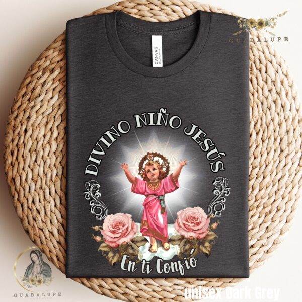 Divino Nino Jesus Tee: Divine Holy Child Jesus Tshirt Catholic Christian Clothing
