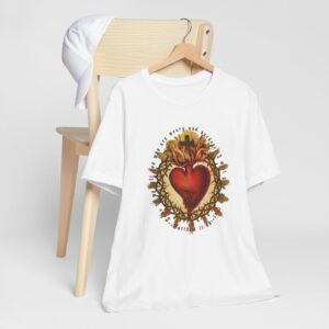 Vintage Jesus Sacred Heart T-shirt: Catholic Devotional Gifts Unisex Tee for Christ Christmas Present