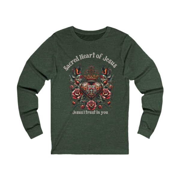 Vintage Style Jesus Sacred Heart Tee – Unisex Christ Tshirt Catholic Gift Devotional Apparel