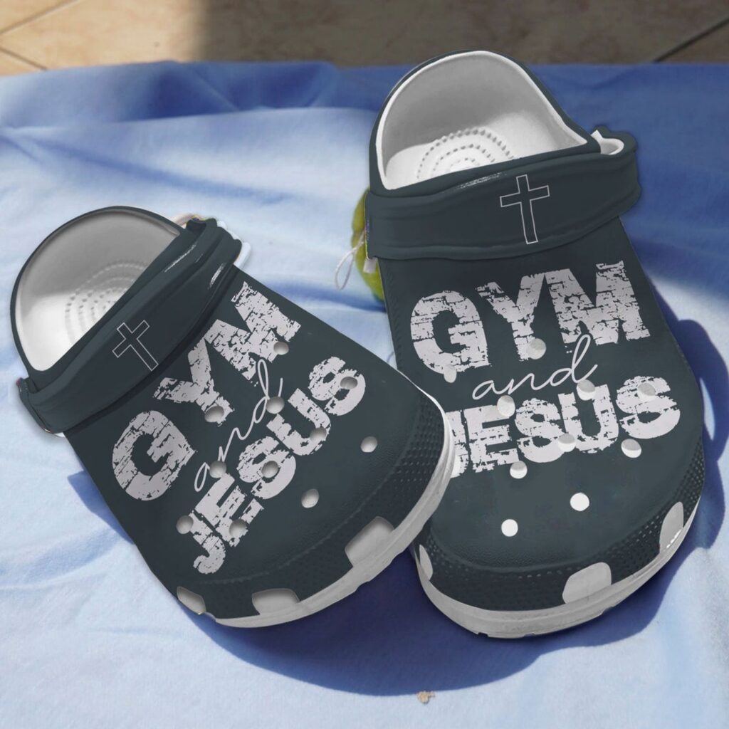 Water-Resistant Gym Jesus Clogs for Kids & Adults – Durable & Comfortable Footwear Water-Resistant Gym Jesus Clogs for Kids & Adults – Durable & Comfortable Footwear