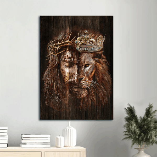 Jesus Lion of Judah Portrait Poster: Christian Home Decor Gift with Awesome Crowns