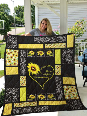Jesus Quilt Blanket: Perfect Christmas Gift for All Occasions