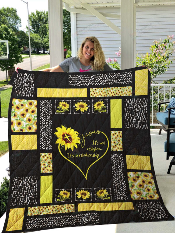 Jesus Quilt Blanket: Perfect Christmas Gift for All Occasions