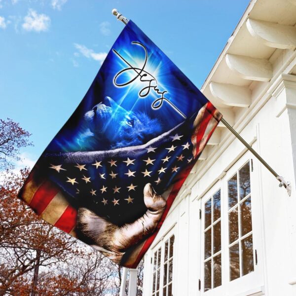 Jesus My Savior Christian Cross Flag – Faithful Decor for Home or Church